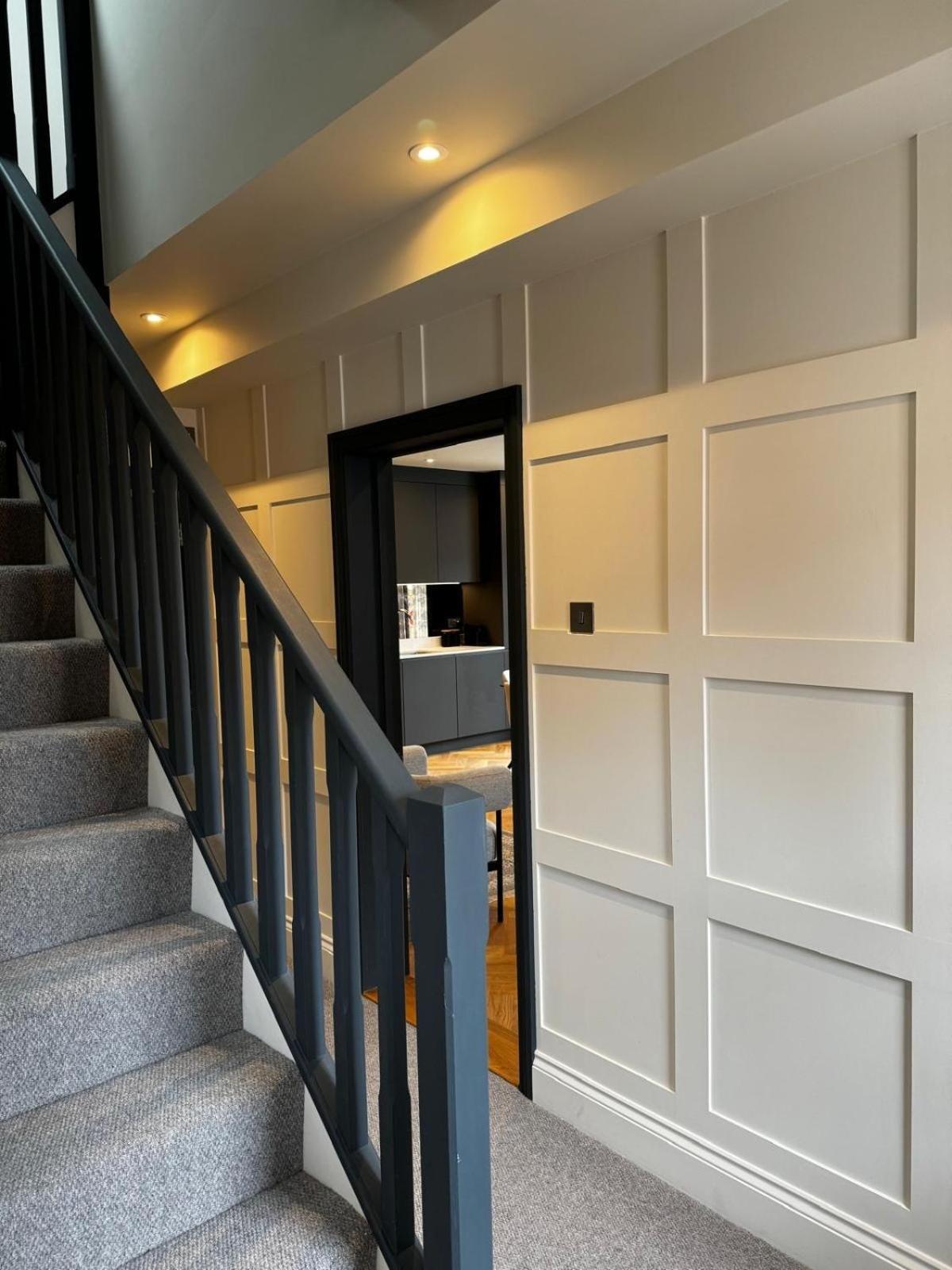 Romeo'S Arch High End Luxury In Centre Of Stratford With Parking Lejlighed Eksteriør billede
